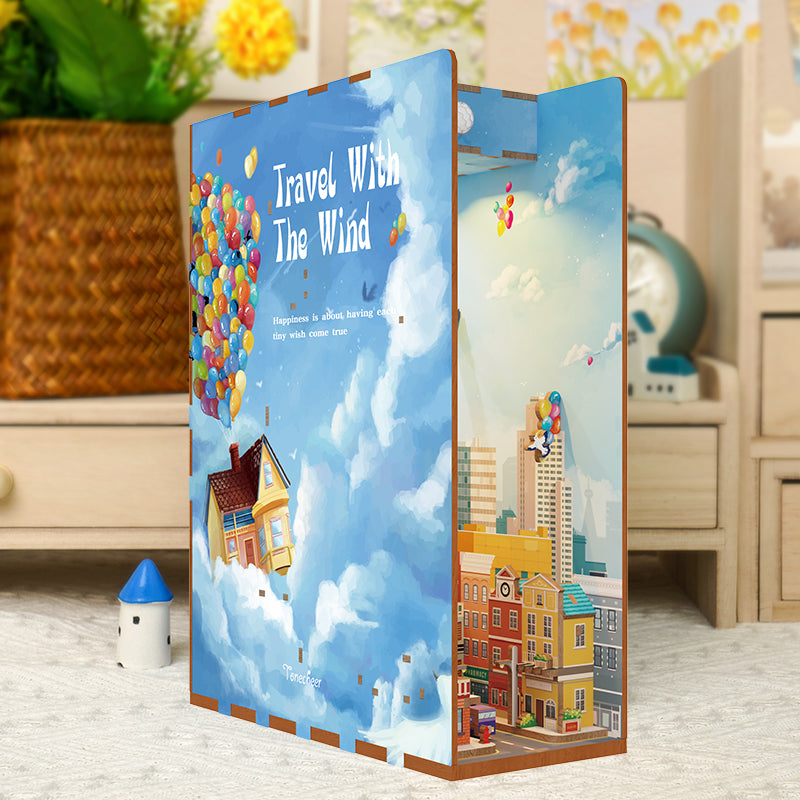 Tonecheer Book Nook Travel with the Wind TQ126